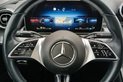 Mercedes-Benz    C220d    GSDach   MBUX   Ambeinte