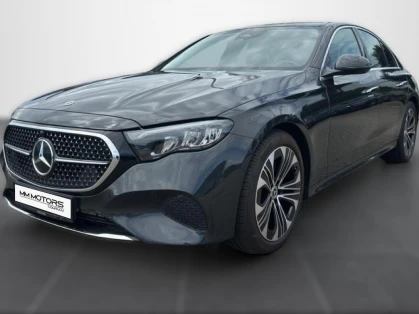 Mercedes-Benz  E 200  Avantgarde  Pano  Keyless