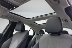 Mercedes-Benz  E 200  Avantgarde  Pano  Keyless