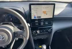 Toyota  Yaris Cross  1,5l  Hybrid   ACC