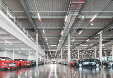 Vrei sa cumperi autoturisme la mana a doua? Vezi cele 3 criterii pe care trebuie sa le bifezi cand alegi specialistul cu care vei colabora